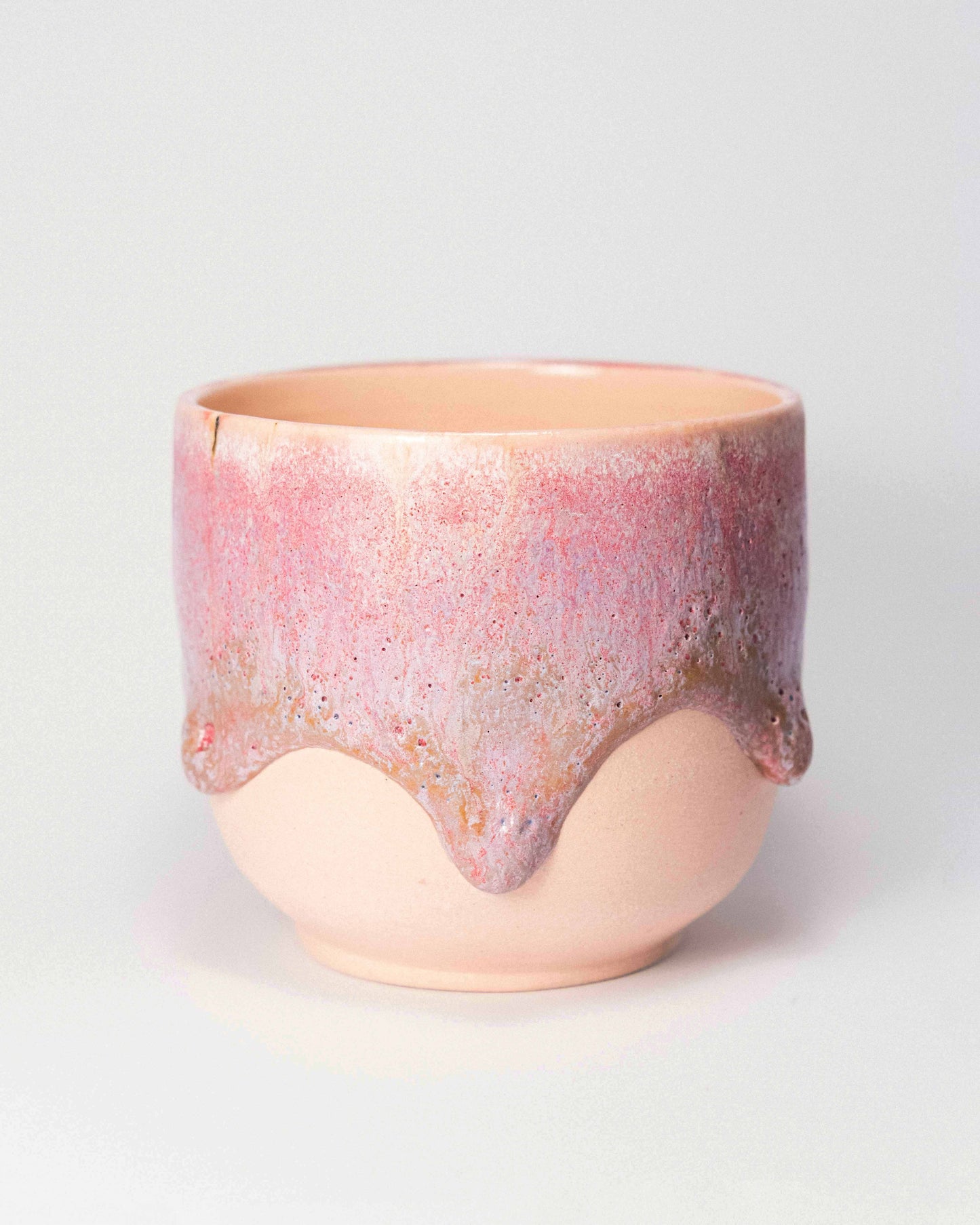 Drippy moon cup