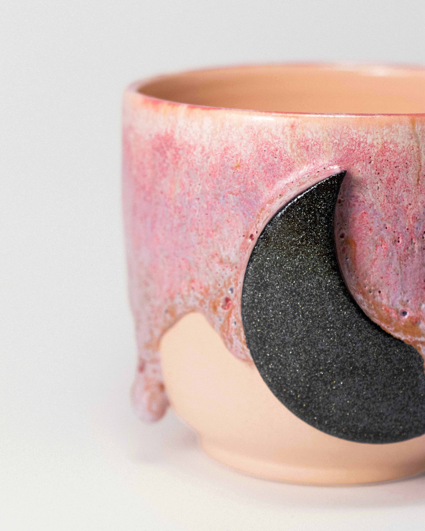 Drippy moon cup
