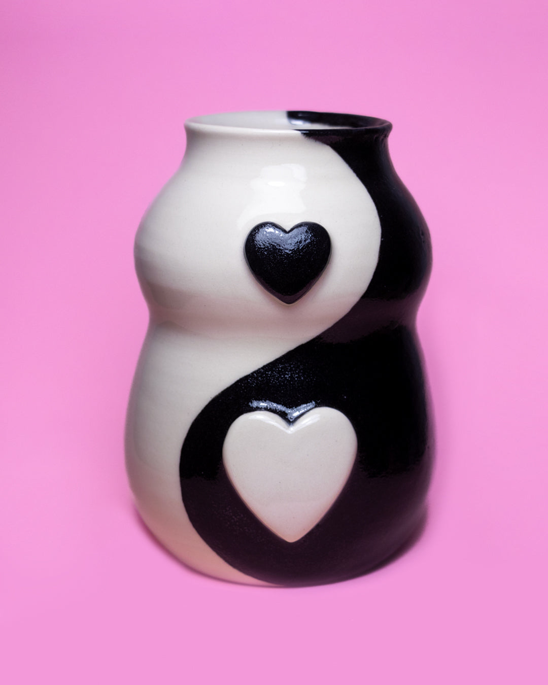 Yin yang vase