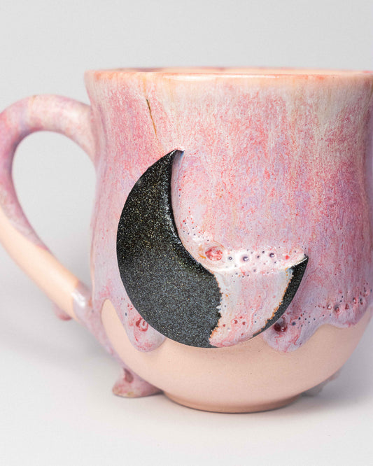 Drippy moon mug